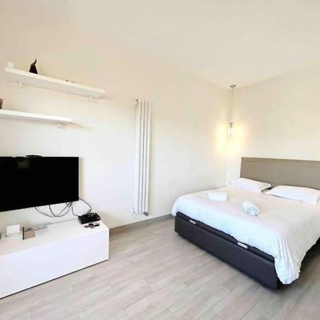 Il Gioiello : Apt 2 Pers, Clim, Piscine, Parking Antibes Eksteriør billede